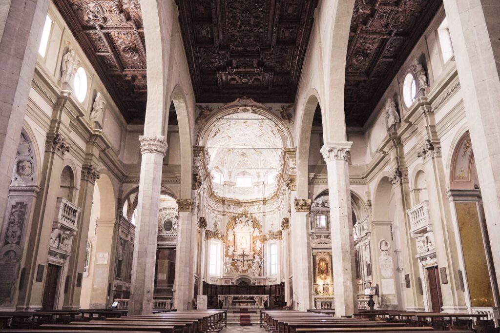 Interno della Concattedrale di Santa Maria Assunta